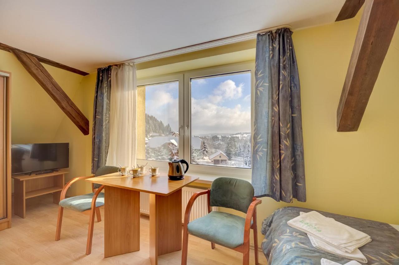 Hotel Osrodek Wypoczynkowy Barta Tylicz Exteriér fotografie