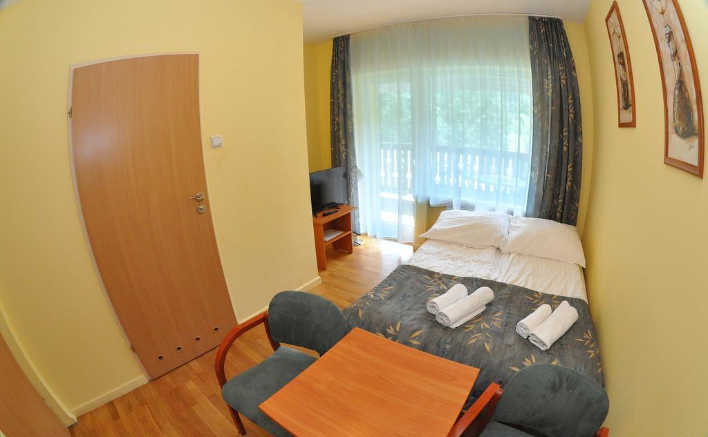 Hotel Osrodek Wypoczynkowy Barta Tylicz Exteriér fotografie